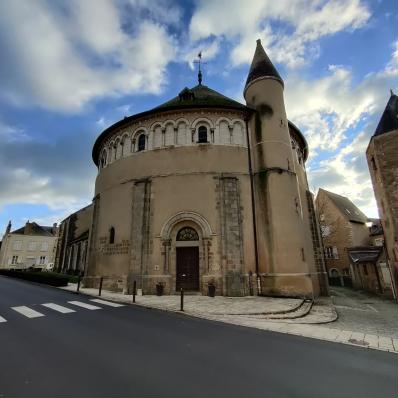 La basilique de Neuvy-Saint-Sépulchre