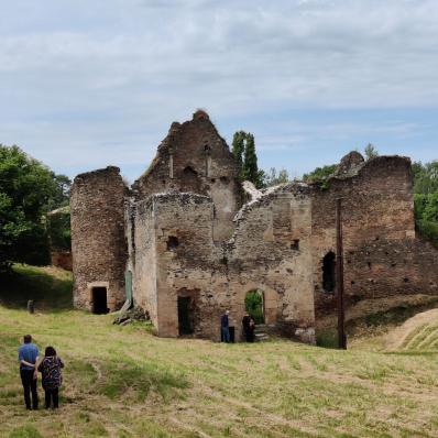 La forteresse de Cluis-Dessous