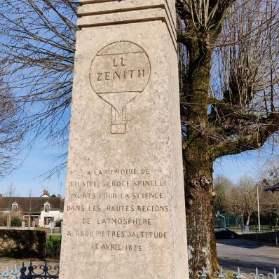 Le mémorial des aéronautes à Ciron
