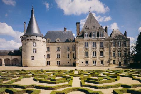 Le château de Azay-le-Ferron