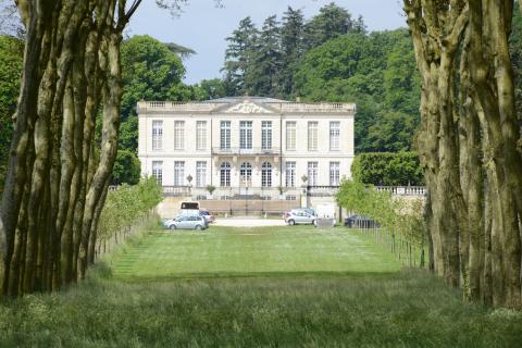 Le château de Bouges-le-Château