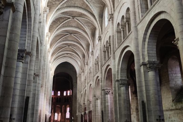 L'abbaye de Fontgombault - Agrandir l'image 3 sur 3, fenêtre modale