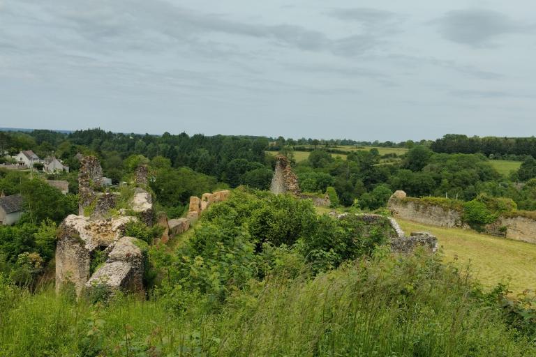 La forteresse de Cluis-Dessous - Agrandir l'image 4 sur 6, fenêtre modale