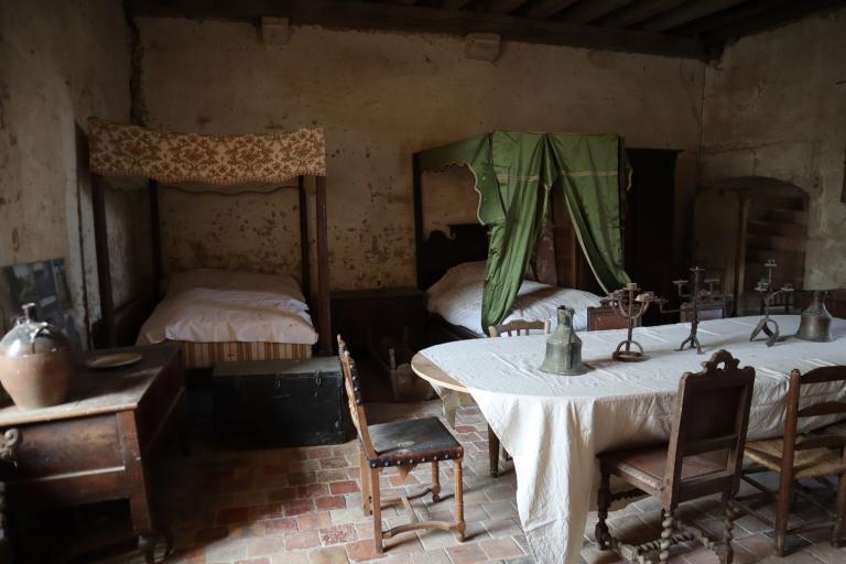 Le château de Sarzay - Agrandir l'image 9 sur 9, fenêtre modale