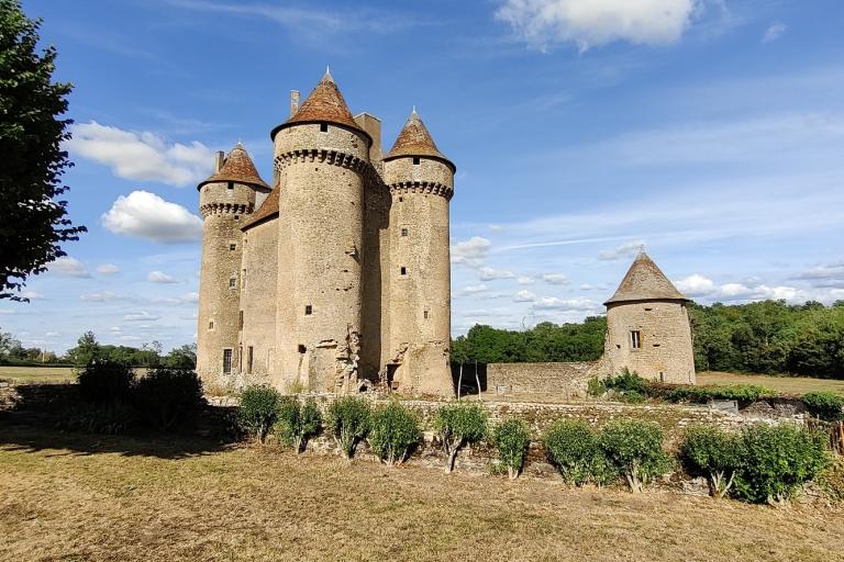 Le château de Sarzay - Agrandir l'image 3 sur 9, fenêtre modale