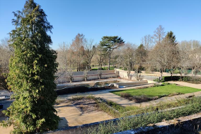 Le Couvent des cordeliers à Châteauroux - Agrandir l'image 6 sur 6, fenêtre modale
