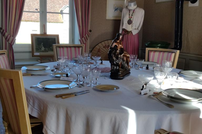 Le manoir des fauves à Saint-Lactencin - Agrandir l'image 6 sur 9, fenêtre modale