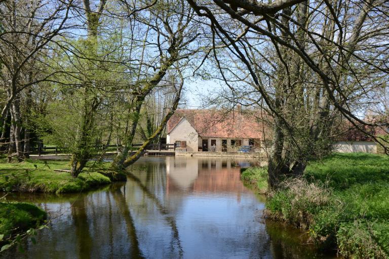 Le moulin d'Angibault à Montipouret - Agrandir l'image 3 sur 9, fenêtre modale
