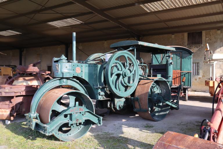 Le musée des Ponts et Chaussées à Guilly - Agrandir l'image 3 sur 6, fenêtre modale