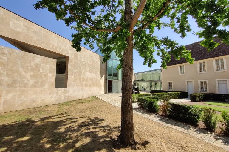 Le musée Saint-Roch d'Issoudun - Agrandir l'image 2 sur 9, fenêtre modale