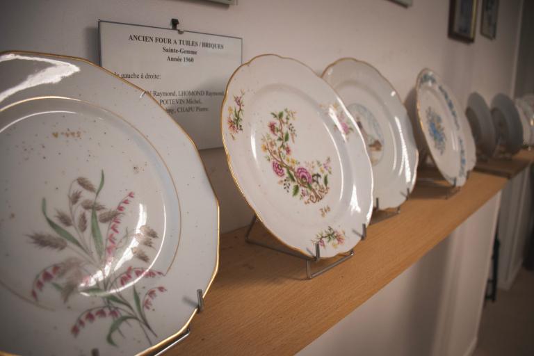 Le musée de la porcelaine à Saint-Genou - Agrandir l'image 9 sur 9, fenêtre modale