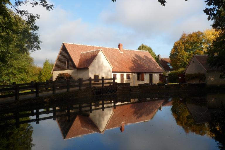 Le moulin d'Angibault à Montipouret - Agrandir l'image 2 sur 9, fenêtre modale