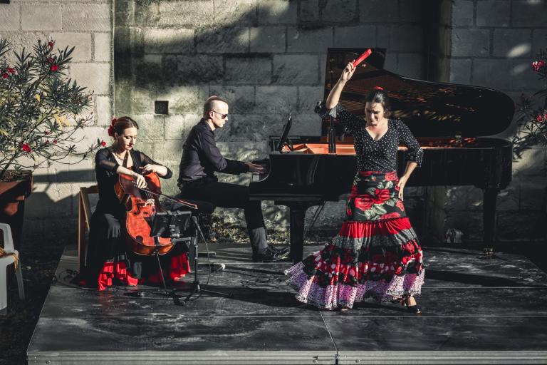 Agrandir l'image 2 sur 2, fenêtre modale