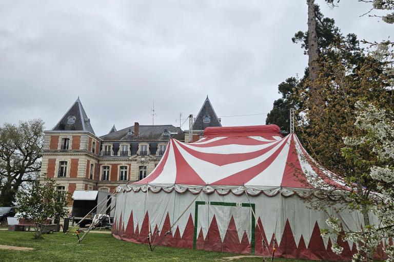 Agrandir l'image 1 sur 2, fenêtre modale